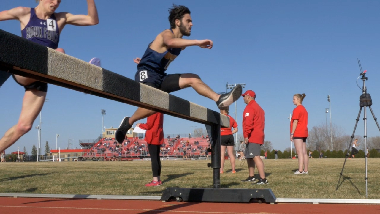 4 x 1 Mile Steeplechase Breakdowns — HIGH PERFORMANCE WEST